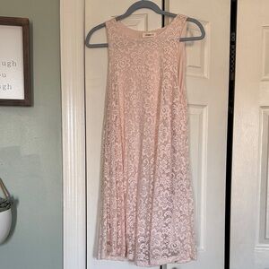 Ginger G Blush Floral Lace trapeze dress Size Medium